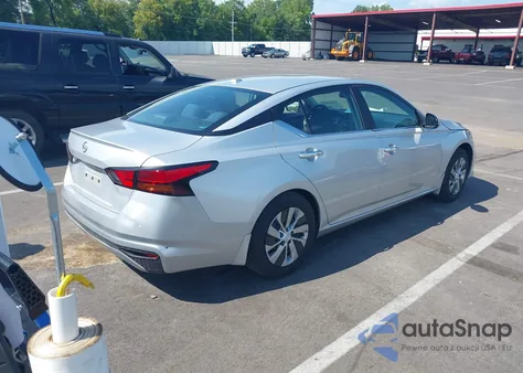 2019 Nissan Altima 2.5 S z USA, uszkodzony, nr VIN 1N4BL4BVXKC104227